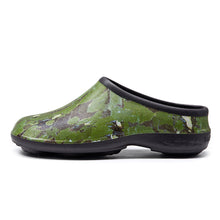 Load image into Gallery viewer, Green Camo Chunky Tread Clogs