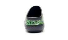 Load image into Gallery viewer, Grass Chunky Tread Clogs