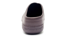 Load image into Gallery viewer, Just Brown Chunky Tread Clogs