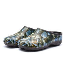 Load image into Gallery viewer, Pebbles Chunky Tread Clogs
