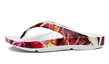 Load image into Gallery viewer, Autumn Leaves White Supersole