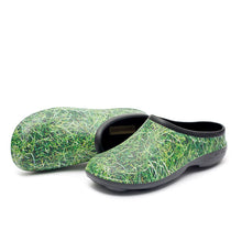 Load image into Gallery viewer, Grass Chunky Tread Clogs